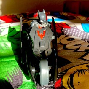 batman beyond with motorcycle